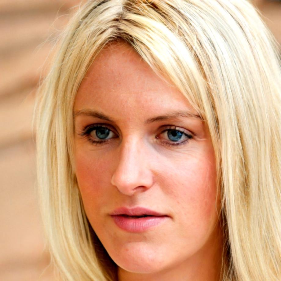 Portrait of Elena Kowalski, Senior Research Analyst and Quantitative Methods Instructor